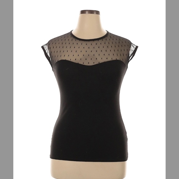 Bundle of 2 Size S Rock Steady Sweetheart Tops - Picture 1 of 8